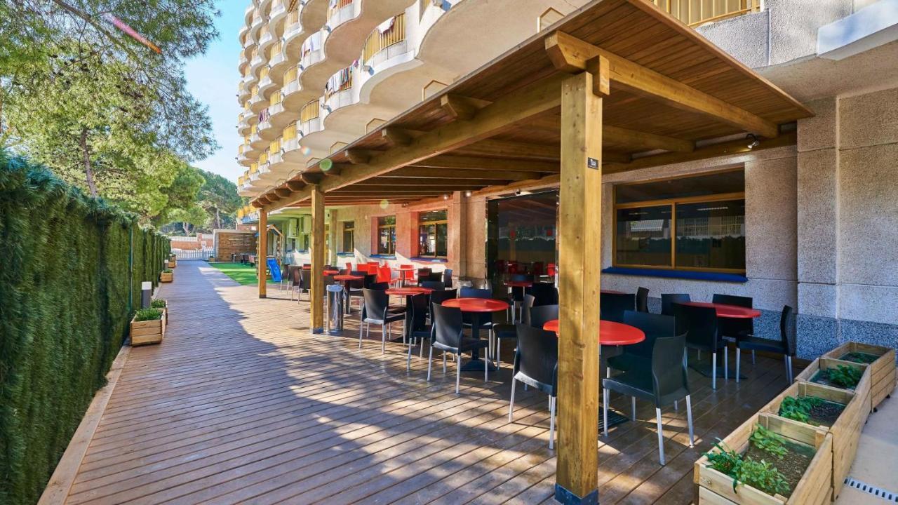 Aparthotel Inter2: New Self-Check-In Apartments with Garage Salou Exterior photo